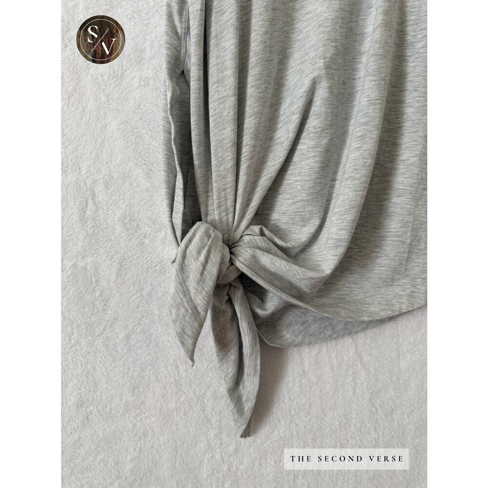 Lululemon Activewear Top Light Heather Grey To The Point Tank Size 10 - Picture 8 of 12